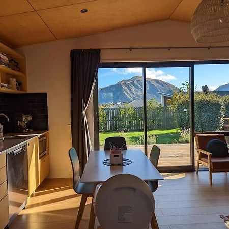 Peninsula Bay Guest House Wanaka Exterior photo